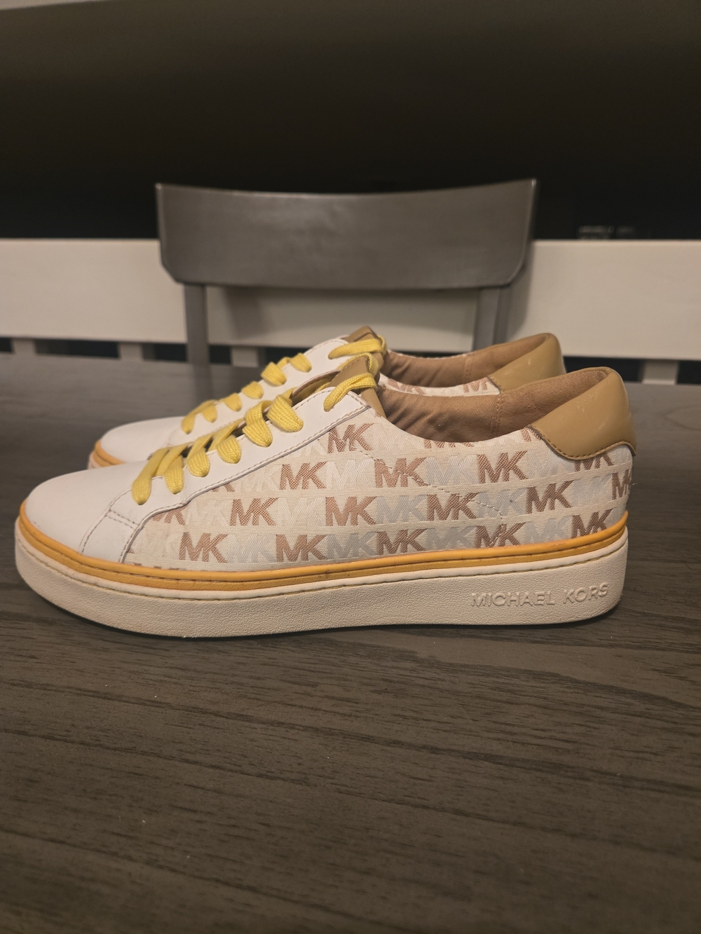 Michael Kors MK Chapman Logo Embossed Leather Sneaker Camel Multi 9.5